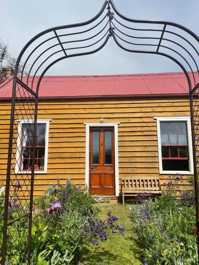 Portobello Settler'S Cottage Exterior photo